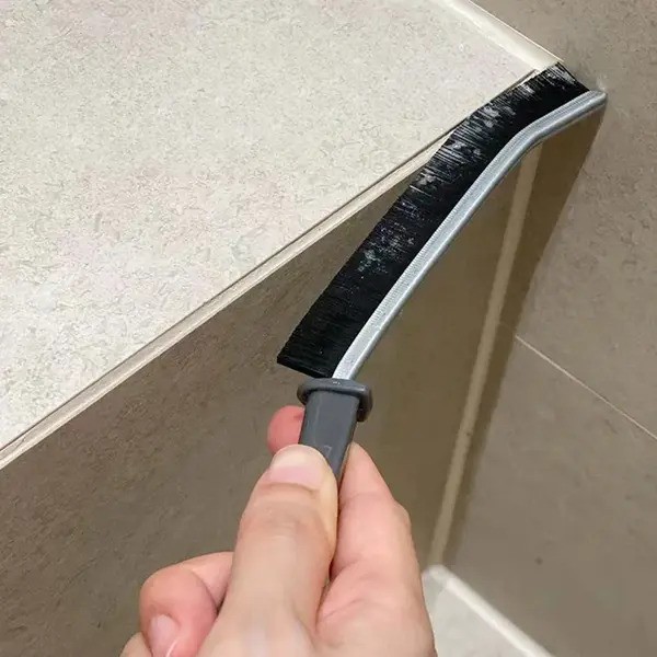 FINEBRUSH